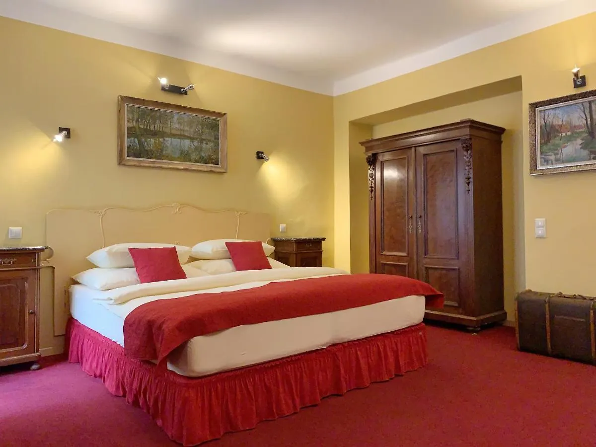 Small Luxury Palace Residence Prague Hotel