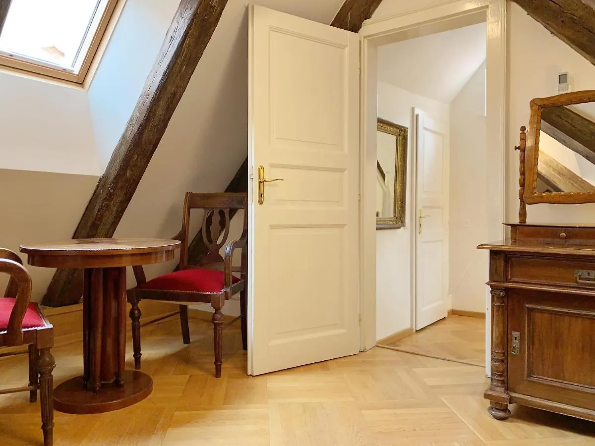 Small Luxury Palace Residence Prague Hotel
