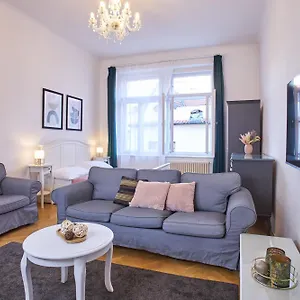 Appart hôtel Charles Bridge Premium