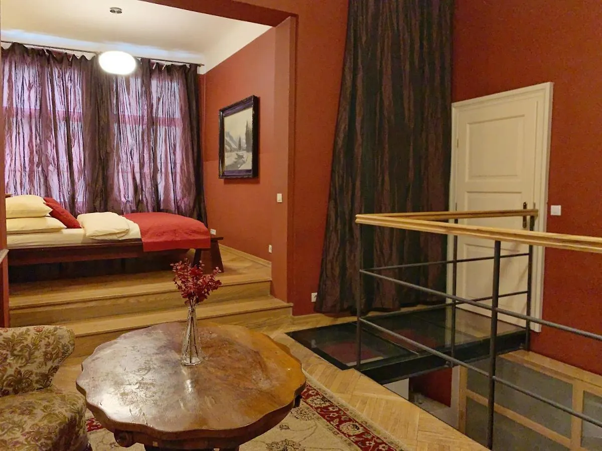 Small Luxury Palace Residence Praga